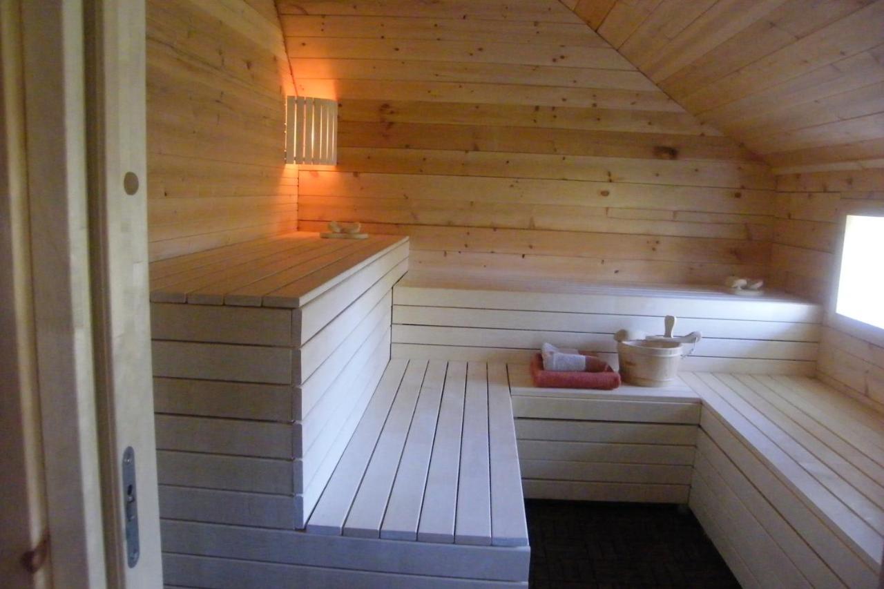 Bed and Breakfast Bij Ons Op 20 Nijeveen Exterior foto