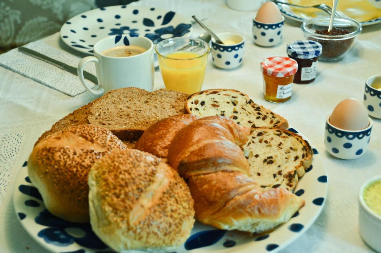Bed and Breakfast Bij Ons Op 20 Nijeveen Exterior foto